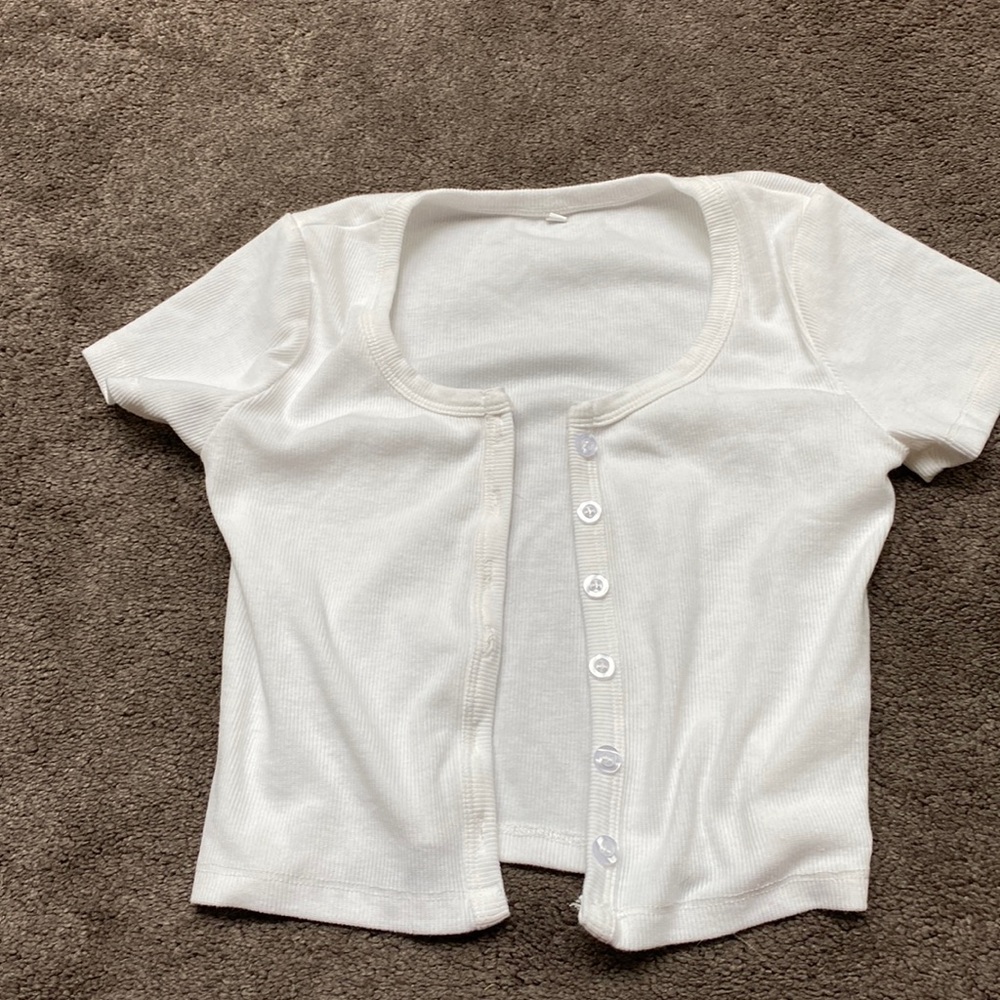 White crop top